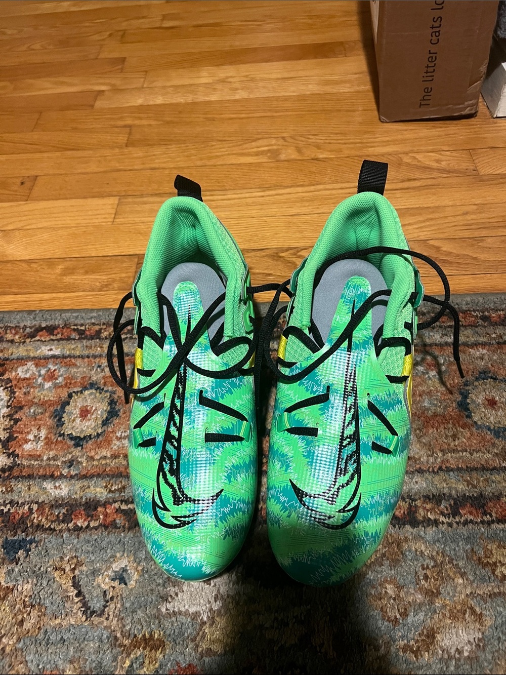 Nike Kids Neon Green & Yellow Soccer Sneakers cleats